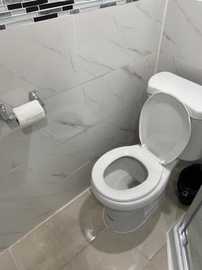 A Delightful Room In Queens New York Ngoại thất bức ảnh