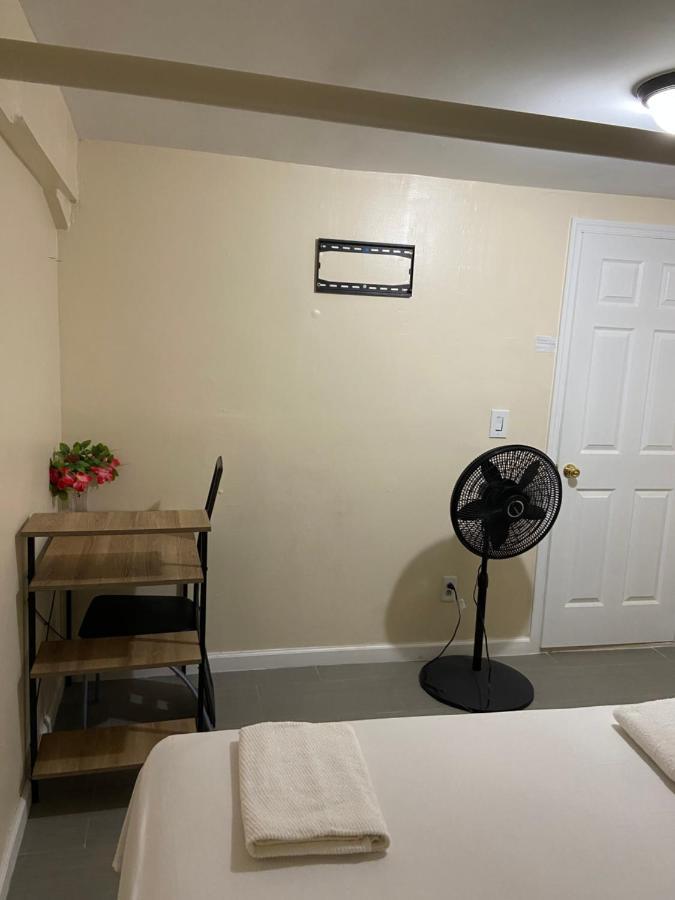 A Delightful Room In Queens New York Ngoại thất bức ảnh